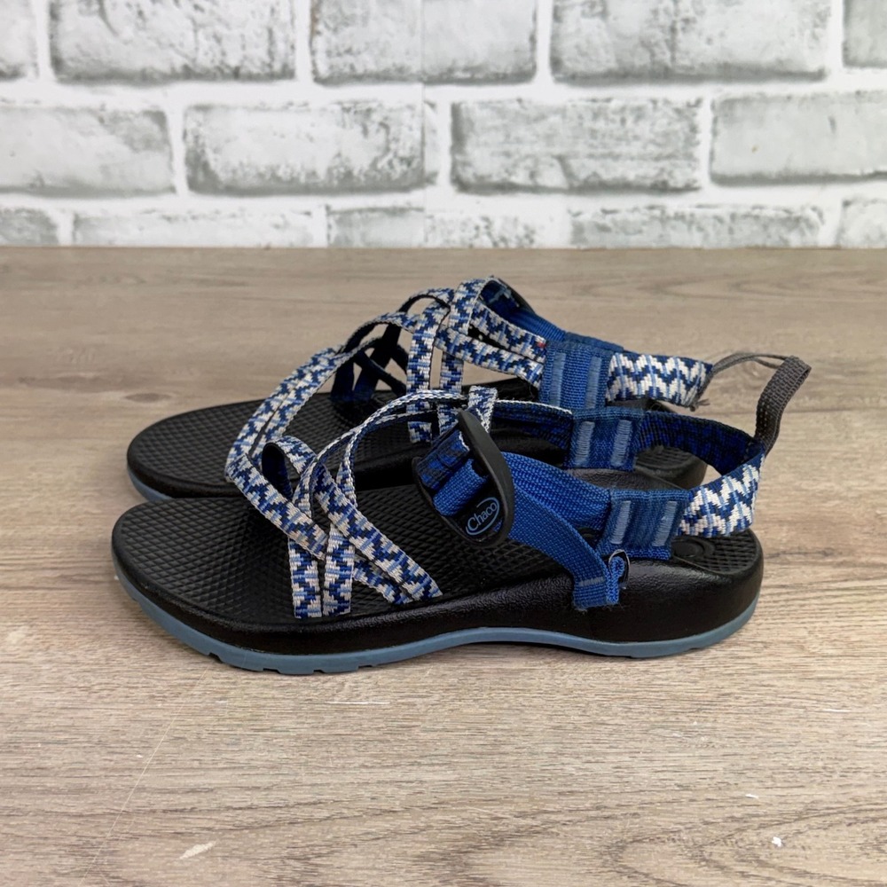 Chaco Z/1 Ecotread Kids Blue Chevron Strappy Hiking Sandals Size 2